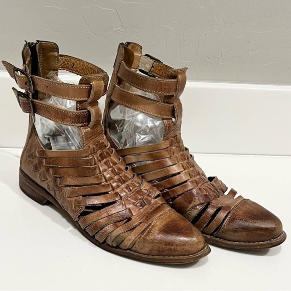 BED|STU Sandals Woven Leather Closed pointy Toe Ankle Buckle Brown booties 7 - Picture 2 of 16